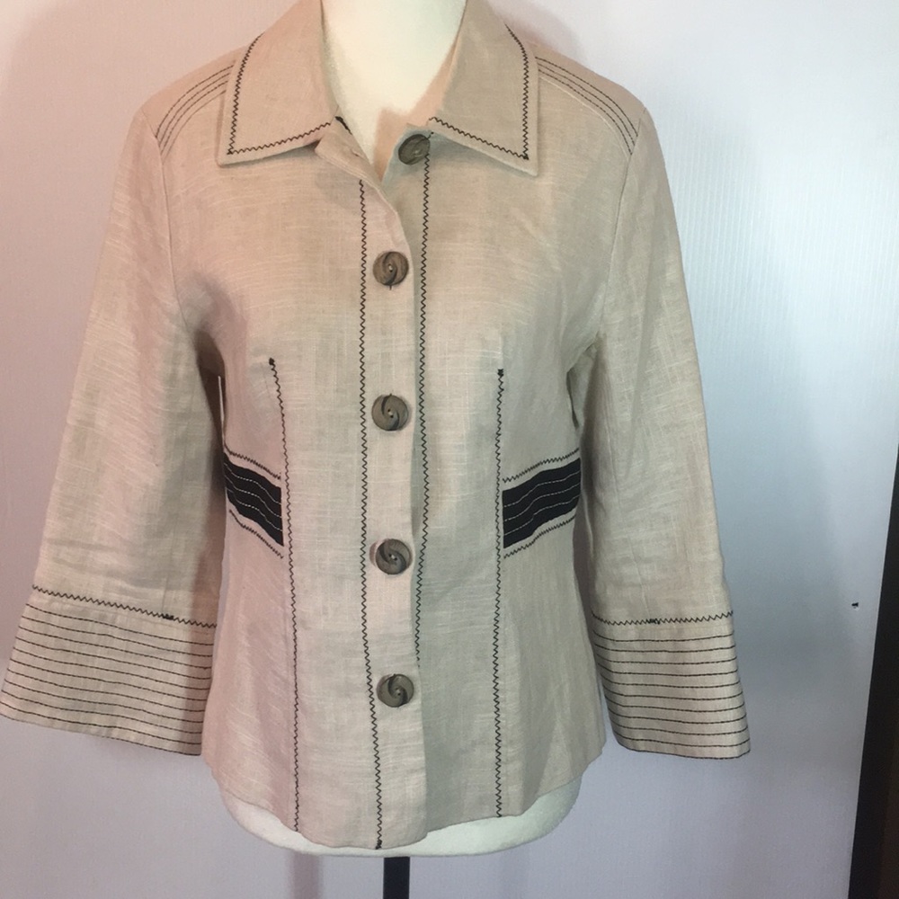 Anne Carson Petite Jacket Sz M Beige and Black